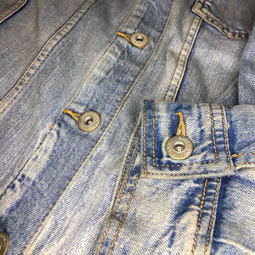 Jean Jacket - Picture 3 of 4